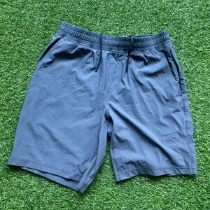 RHONE Men’s unlined athletic shorts - Excellent condition - Size med Gray/Slate